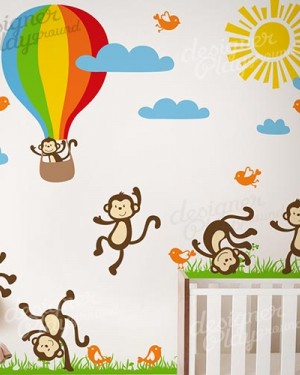 Funny Monkeys with Hot Air Balloon 